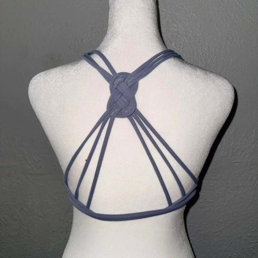 Lululemon Sports Bra Love Knot Chambray Size‎ 6